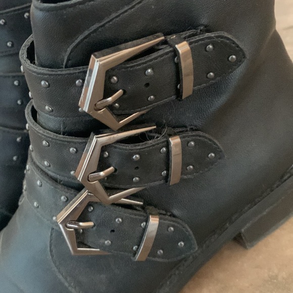 Studded look biker ankle boot - Picture 4 of 5